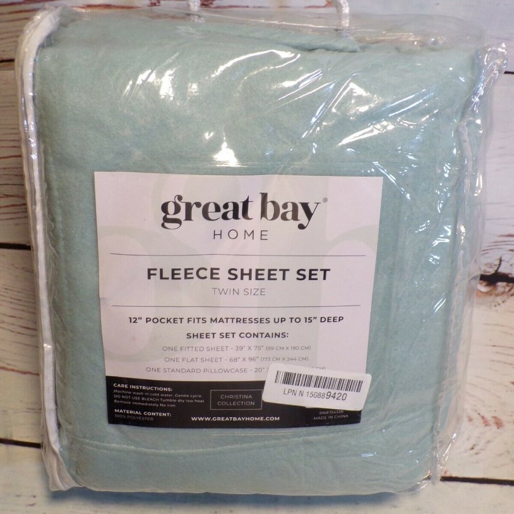 NEW Great Bay Home FLEECE Sheet Set Twin Size Christina Collection - Mint Green